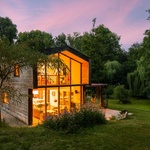 Moderní ekologický dům: Energeticky úsporný, přizpůsobitelný, z netoxických materiálů a regionálních zdrojů Zdroj: MFL PHOTO / Matthieu Fiol