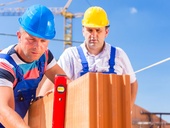 Stavební produkce v říjnu 2014 vzrostla meziročně reálně o 2,4 %