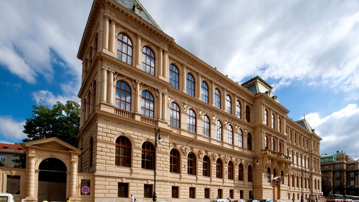 Rekonstruovaná hlavní budova Uměleckoprůmyslového musea stále fascinuje  Zdroj: upm