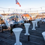 Pytloun Sky Bar & Restaurant Prague je umístěn na střeše a střešních terasách hotelu © PYTLOUN HOTELS