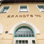 Nádražní budova Brandýs n. O. Foto: Chládek a Tiňtěra Pardubice