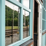 Nádražní budova Brandýs n. O. Foto: Chládek a Tiňtěra Pardubice