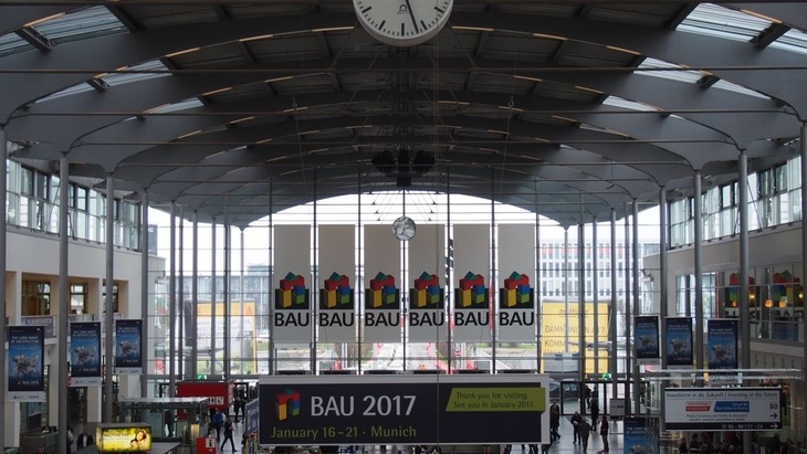 Na veletrhu Bau Mnichov 2015 byly předvedeny novinky stavebního trhu