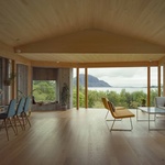 Zachováním a modernizací stávající stavby projekt ve Valderøya názorně ukazuje výhody udržitelné renovace domů. Foto: Svingen Arkitektkontor AS/Wu Xian