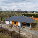 Společenské centrum od společnosti ATRIUM. Zdroj: Asociace dodavatelů montovaných domů, z.s.
