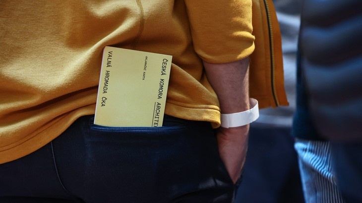 Hlasovací lístky, Valná hromada ČKA 26. 4. 2025 ©foto Ondřej Besperát Hlasovací lístky, Valná hromada ČKA 26. 4. 2025 ©foto Ondřej Besperát