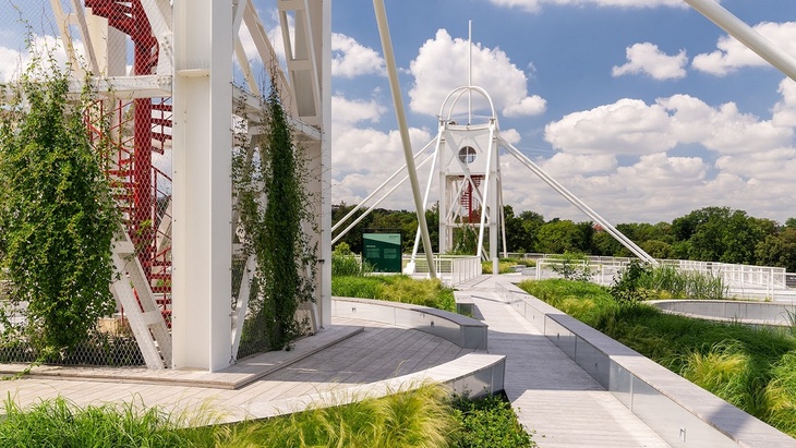 Jedním z výstavních prostor jsou Křížíkovy pavilony na Výstavišti v Praze Holešovicích. Foto: Jiří Šebek