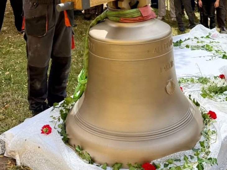 3. cena redakce zvony Hostivice. Foto: Ocenění v soutěži veřejných sbírek na památky MÁME VYBRÁNO, redakce PROPAMÁTKY