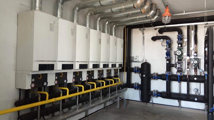 Kotelna bytového domu. Zdroj: Adobestock – Smole