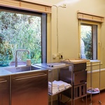 Na zahradě dávají lišky dobrou noc, v přestavěné městské kočárovně už ale kopyta neklapou. Foto: Frank Sperling