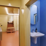 Na zahradě dávají lišky dobrou noc, v přestavěné městské kočárovně už ale kopyta neklapou. Foto: Frank Sperling