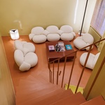 Na zahradě dávají lišky dobrou noc, v přestavěné městské kočárovně už ale kopyta neklapou. Foto: Frank Sperling