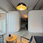 Kamenné zdi a cihelné klenby jako dobrý základ pro rekonstrukci rodinného sídla. Foto: Robert Žákovič, www.robertzakovic.com