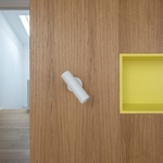 Ložnice podkroví, detail stěny. Foto: Martin Čeněk