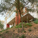 Dům, který se sotva dotýká země: Casa Maragola vás ohromí lehkostí. Foto: José Hevia Dům, který se sotva dotýká země: Casa Maragola vás ohromí lehkostí. Foto: José Hevia