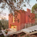 Dům, který se sotva dotýká země: Casa Maragola vás ohromí lehkostí. Foto: José Hevia Dům, který se sotva dotýká země: Casa Maragola vás ohromí lehkostí. Foto: José Hevia