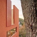 Dům, který se sotva dotýká země: Casa Maragola vás ohromí lehkostí. Foto: José Hevia Dům, který se sotva dotýká země: Casa Maragola vás ohromí lehkostí. Foto: José Hevia