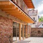 Průhled atriem od průjezdu. Foto: Radek Úlehla Průhled atriem od průjezdu. Foto: Radek Úlehla