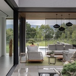 Přirozené propojení interiéru s venkovním prostředím. Foto: Lukáš Pelech pro JAP FUTURE