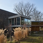 Pohled jihovýchodní na původní i novou část. Foto: Radek Úlehla Pohled jihovýchodní na původní i novou část. Foto: Radek Úlehla