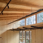 Hlavní místnost přízemí s galerií. Foto: Radek Úlehla Hlavní místnost přízemí s galerií. Foto: Radek Úlehla