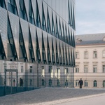 Detaily fasád. Foto: Fabrice Fouillet, Lukáš Kenji Vrábel, Pavel Barták, Skyworker Detaily fasád. Foto: Fabrice Fouillet, Lukáš Kenji Vrábel, Pavel Barták, Skyworker