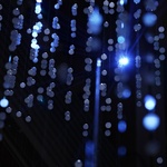 Minimalistická a přesto WOW vánoční instalace z Japonska. Foto: Daisuke Ohki