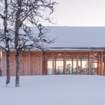 Hnízdo vyrobené ze dřeva. Krásná chata je postavena tak, aby odolávala závějím. Foto: Ruben Ratkusic Hnízdo vyrobené ze dřeva. Krásná chata je postavena tak, aby odolávala závějím. Foto: Ruben Ratkusic