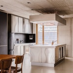 Bytový projekt jako nekompromisní akční tvrďák. Drsný Harry má ale srdce na správném místě. Foto: Daisuke Hirabayashi Bytový projekt jako nekompromisní akční tvrďák. Drsný Harry má ale srdce na správném místě. Foto: Daisuke Hirabayashi