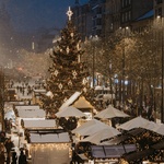 Václavské náměstí v Praze. Foto: Radoslav Vněnčák. Zdroj: společnost Decoled Václavské náměstí v Praze. Foto: Radoslav Vněnčák. Zdroj: společnost Decoled