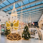 Vánoční výzdoba obchodních center. Zdroj: společnost Decoled Vánoční výzdoba obchodních center. Zdroj: společnost Decoled
