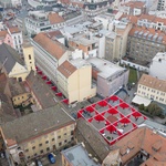 Sociální architektura a vánoční festival zlozvyků. Foto: Matej Hakár, www.matejhakar.com