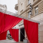 Sociální architektura a vánoční festival zlozvyků. Foto: Matej Hakár, www.matejhakar.com