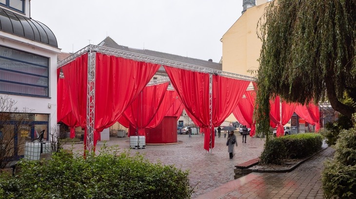 Sociální architektura a&nbsp;vánoční festival zlozvyků