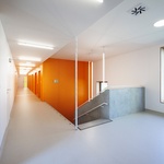 Vnitřní komunikace se schody. Foto: Ondřej Tylčer