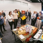 Součástí programu je i komentovaná prohlídka udržitelných materiálů a výrobků. Zdroj: redakce