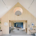 Jak vypadá ideální dům pro seniory? Takové bydlení počítá s jistotou nejistot. A právě proto se svým obyvatelům nesnaží klást do cesty zbytečné překážky. Zrovna jako Heifort od FELT architecture & design. Foto: Stijn Bollaert