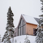 Dům na kopci svými výhledy korunuje pohádkové zimní království Finska. Foto: Marc Goodwin Dům na kopci svými výhledy korunuje pohádkové zimní království Finska. Foto: Marc Goodwin