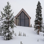 Dům na kopci svými výhledy korunuje pohádkové zimní království Finska. Foto: Marc Goodwin Dům na kopci svými výhledy korunuje pohádkové zimní království Finska. Foto: Marc Goodwin