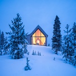 Dům na kopci svými výhledy korunuje pohádkové zimní království Finska. Foto: Marc Goodwin Dům na kopci svými výhledy korunuje pohádkové zimní království Finska. Foto: Marc Goodwin