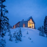 Dům na kopci svými výhledy korunuje pohádkové zimní království Finska. Foto: Marc Goodwin Dům na kopci svými výhledy korunuje pohádkové zimní království Finska. Foto: Marc Goodwin