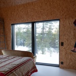 Dům na kopci svými výhledy korunuje pohádkové zimní království Finska. Foto: Marc Goodwin Dům na kopci svými výhledy korunuje pohádkové zimní království Finska. Foto: Marc Goodwin