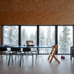 Dům na kopci svými výhledy korunuje pohádkové zimní království Finska. Foto: Marc Goodwin Dům na kopci svými výhledy korunuje pohádkové zimní království Finska. Foto: Marc Goodwin