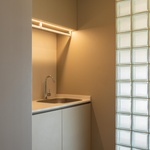 Portugalský Mill House minulost nechává za sebou, stává se novým objektem na místě starého. Foto: Ivo Tavares Studio