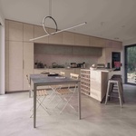 S kaplí za zády, s řekou pod sebou. Přístavba z Francie umí splynout s místem. Foto: Vladimir Jamet S kaplí za zády, s řekou pod sebou. Přístavba z Francie umí splynout s místem. Foto: Vladimir Jamet