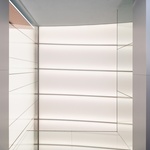 Strop nad galerií. Foto: Alex Shoots Buildings