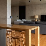 Život v kostce. Casa Rocha se vymyká konvencím. Je to špatně? Foto: Ivo Tavares Studio