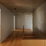 Život v kostce. Casa Rocha se vymyká konvencím. Je to špatně? Foto: Ivo Tavares Studio