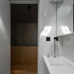 Život v kostce. Casa Rocha se vymyká konvencím. Je to špatně? Foto: Ivo Tavares Studio