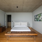 Život v kostce. Casa Rocha se vymyká konvencím. Je to špatně? Foto: Ivo Tavares Studio